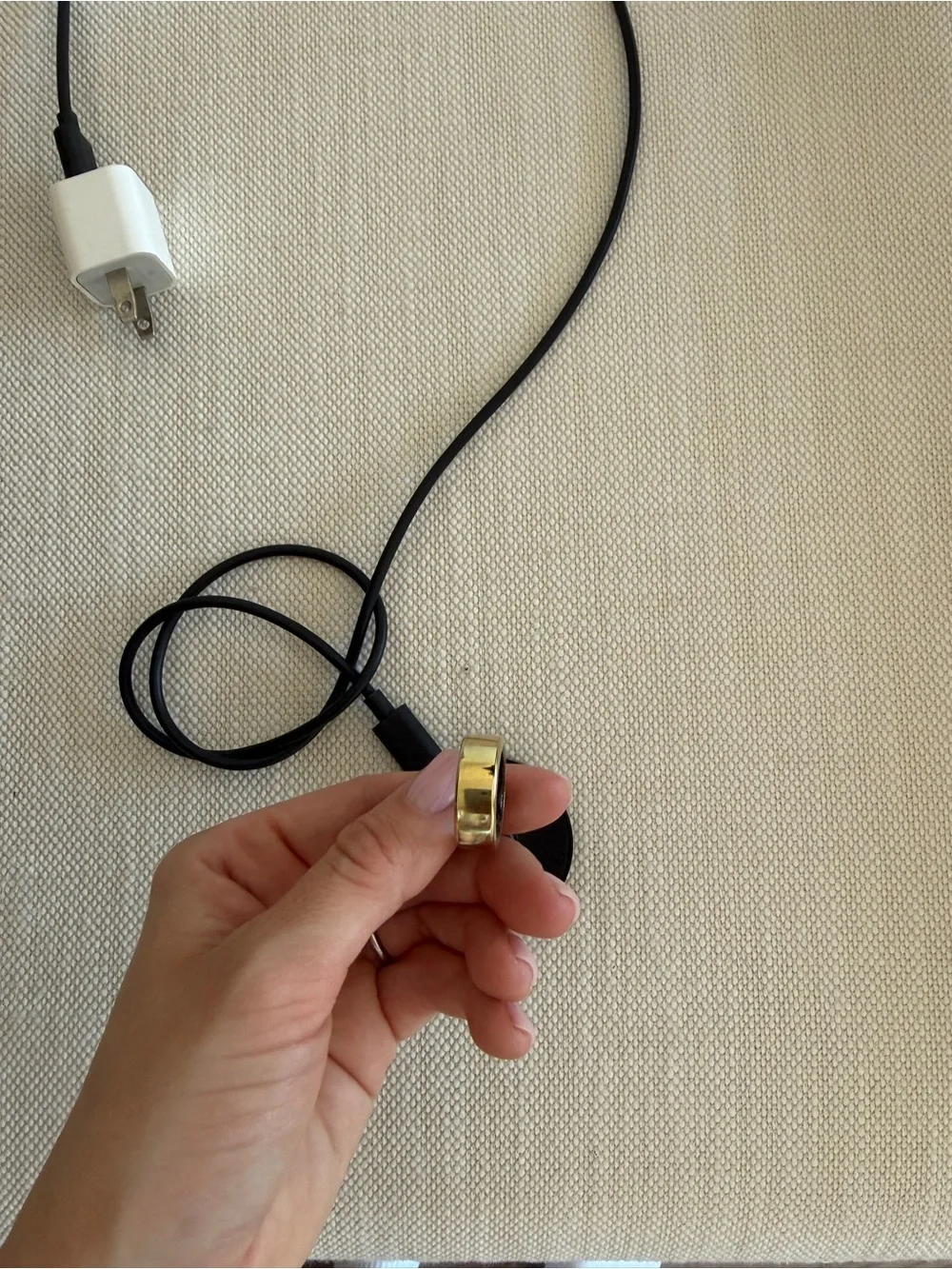 Oura Gold Smart Ring - Polished Gold Finish